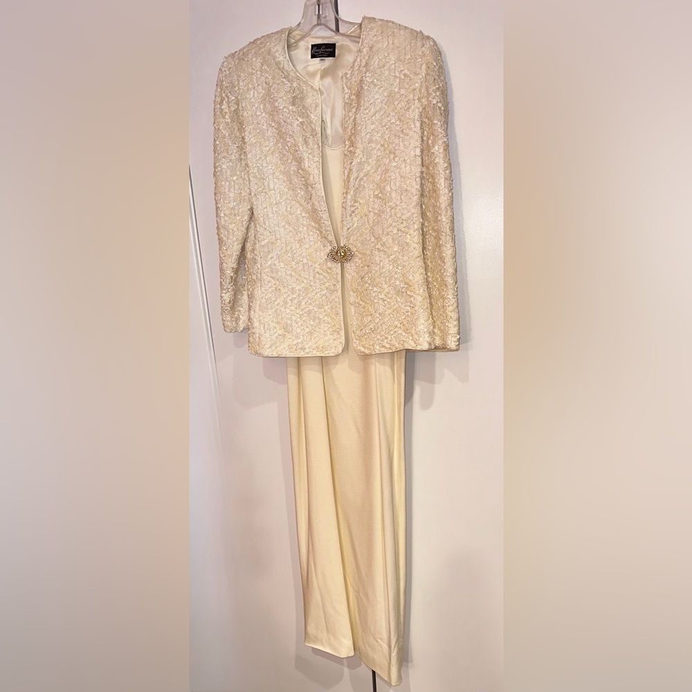 Karen Laurence by Mathew 2 piece jacket and slip dress outfit.
Size 12